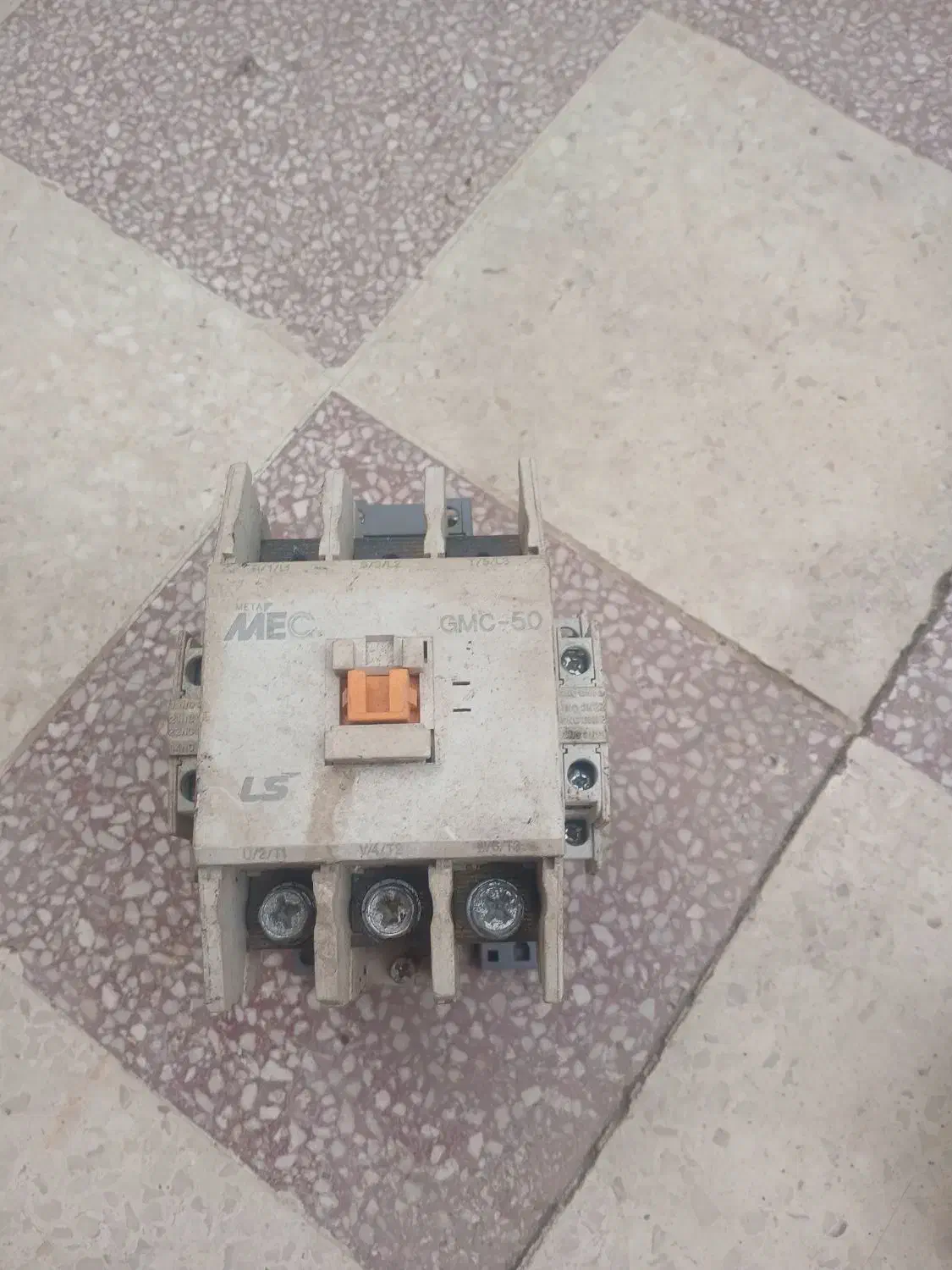 فروش کانکتور|ابزارآلات|شیراز, فرگاز|دیوار