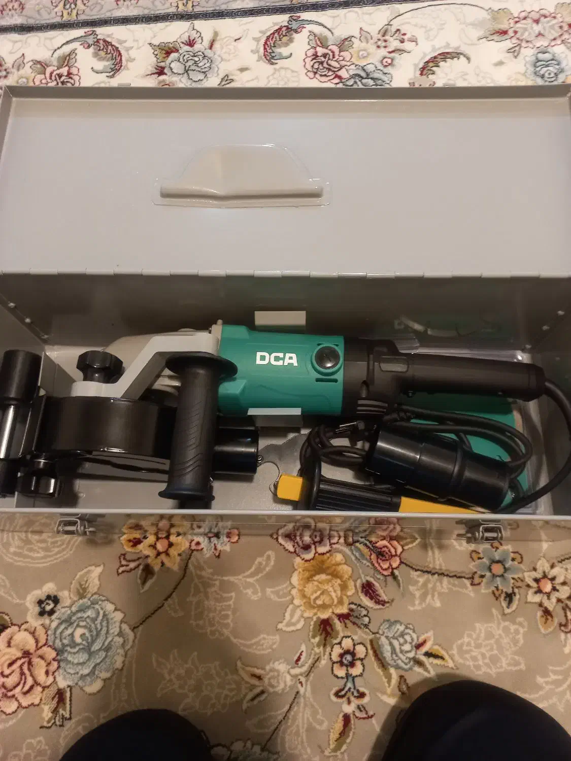 برقکار حرفه ای|خدمات پیشه و مهارت|الیگودرز, |دیوار