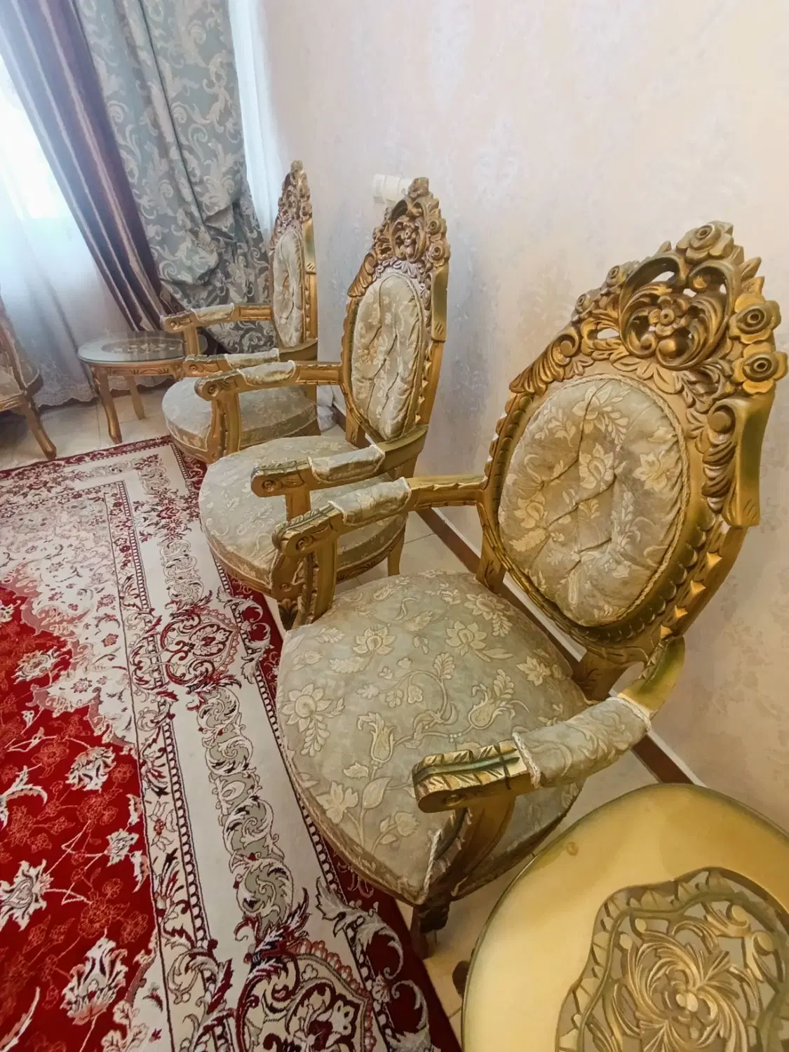فروش فوری مبل پذیرایی استیل طلایی سبز کار دست|مبلمان خانگی و میز عسلی|تهران, آذربایجان|دیوار