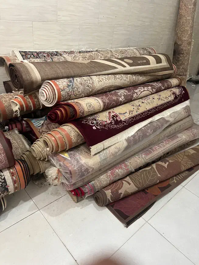 فرش دست دوم ارزان مناسب در رنگها و طرحهای مختلف|فرش|رشت, معلولین|دیوار