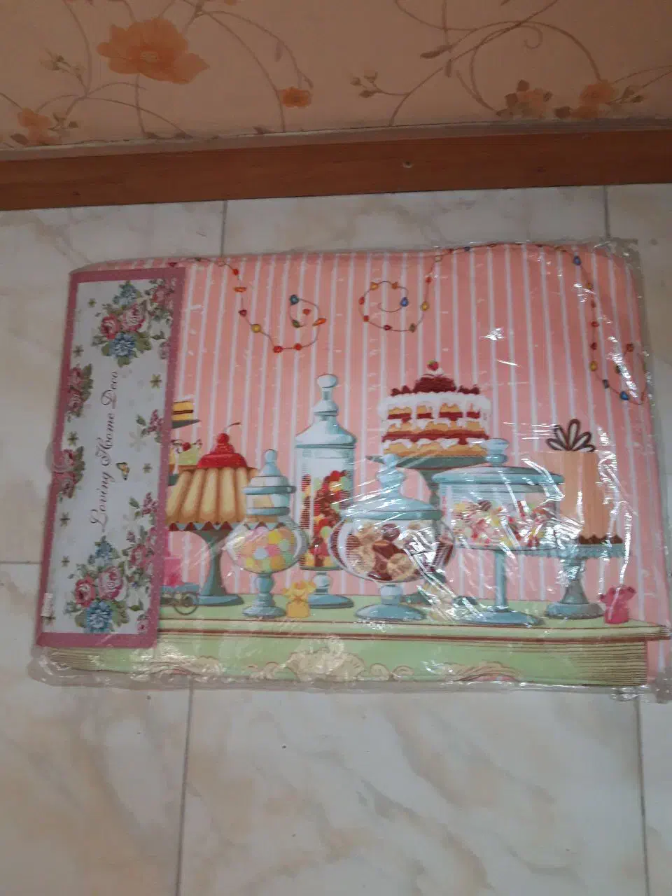 پادری و چوب لباسی|پادری|مشهد, آزادشهر|دیوار