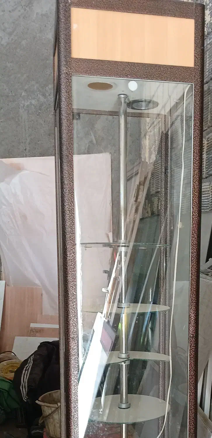 فروش آئینه و ویترین|آرایشگاه و سالنهای زیبایی|برخوار, |دیوار