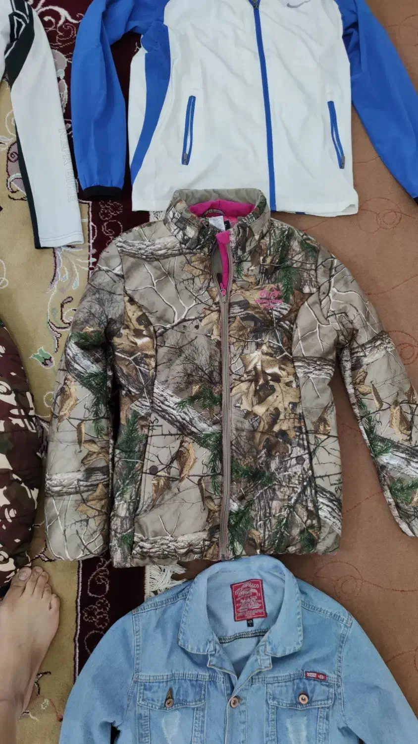 کاپشن.وسویشرت.نو نو . وبعضی ها در حدنو|لباس|گرگان, |دیوار