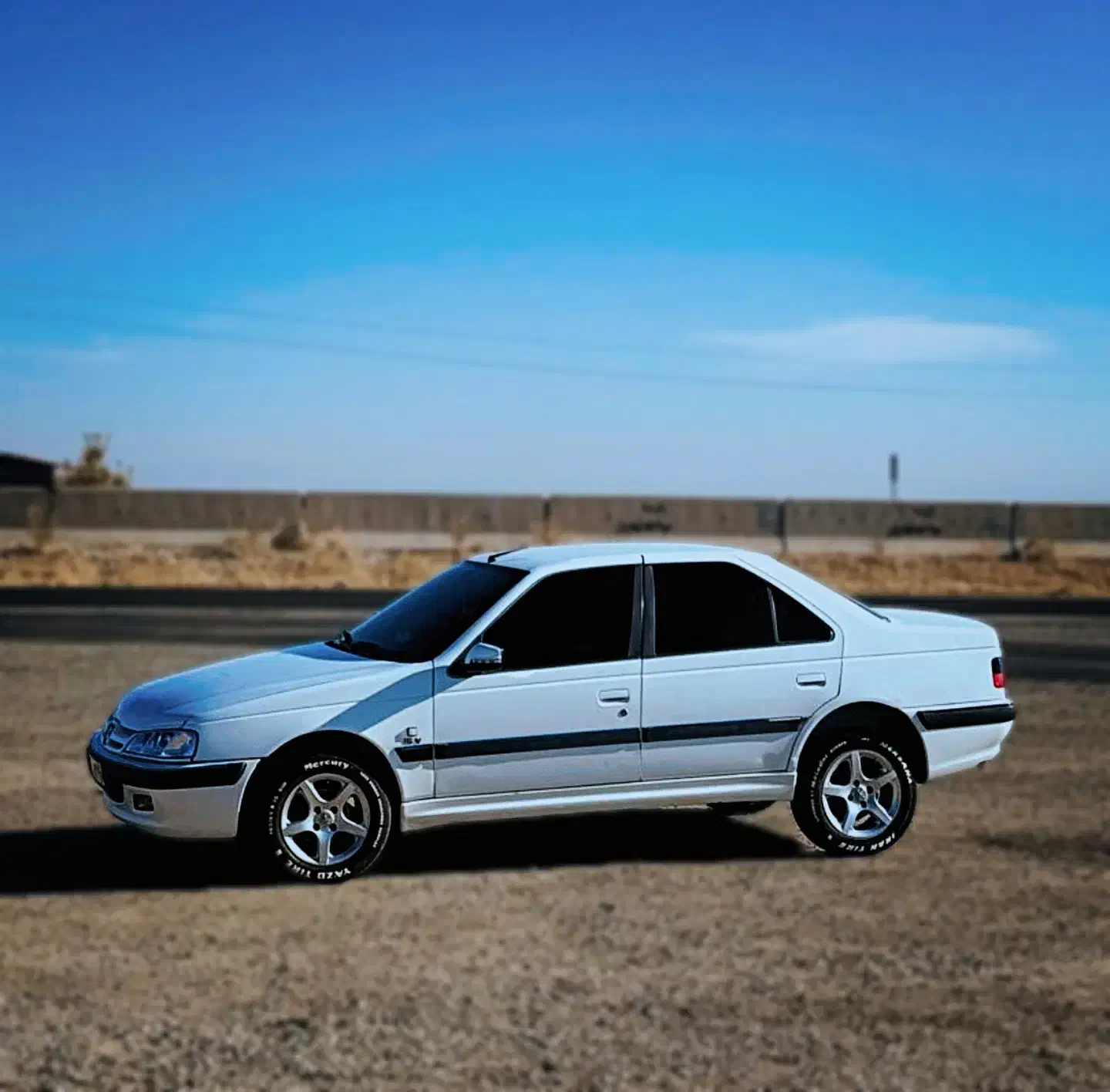 پژو پارس ۹۴ خوش رخ|خودرو سواری و وانت|دیواندره, |دیوار