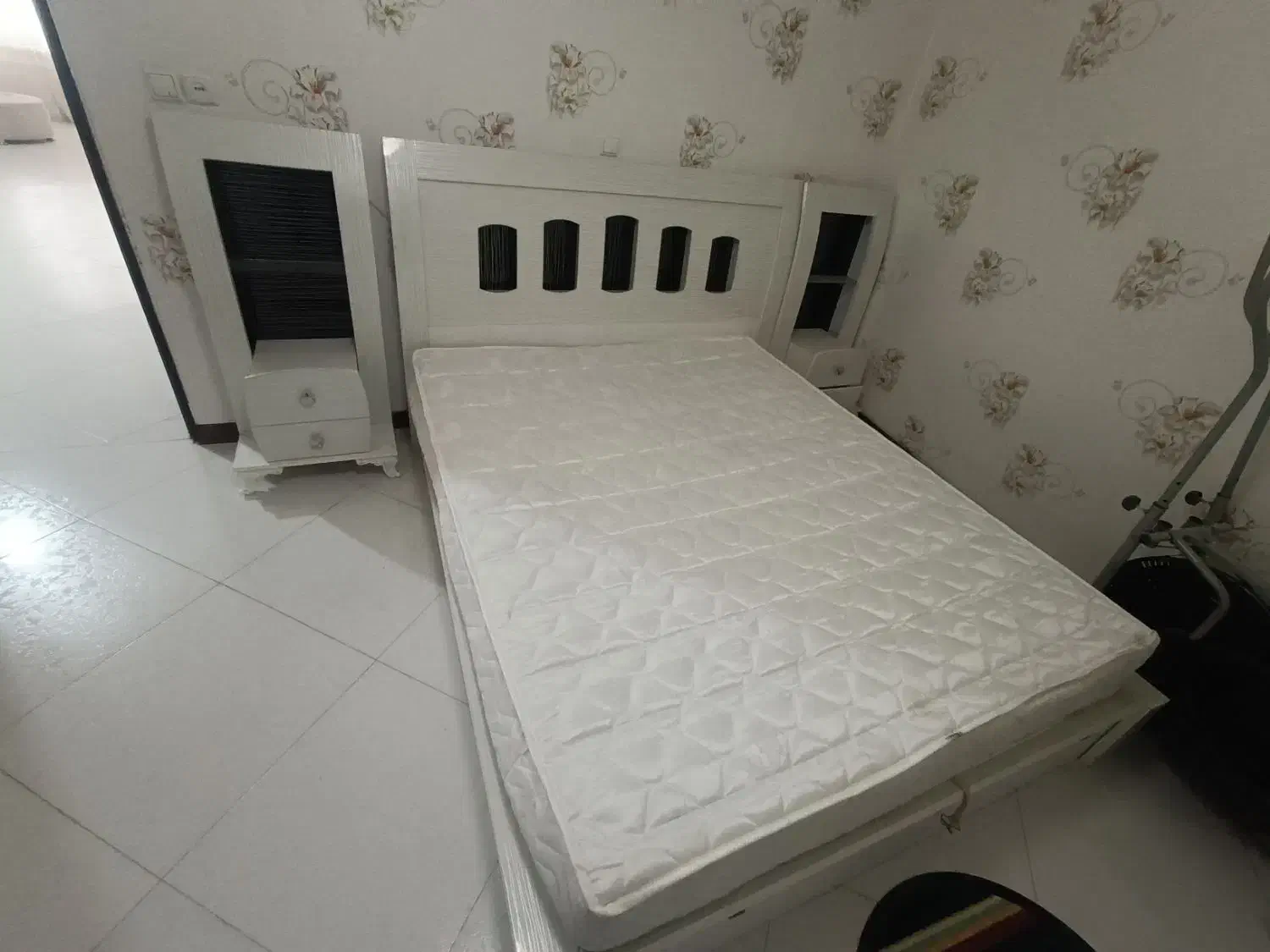 مبل و سرویس خواب|تخت و سرویس خواب|فردیس, نگارستان|دیوار