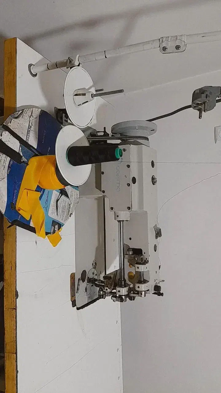 چرخ دوپایه|چرخ خیاطی و ریسندگی|مشکیندشت, |دیوار