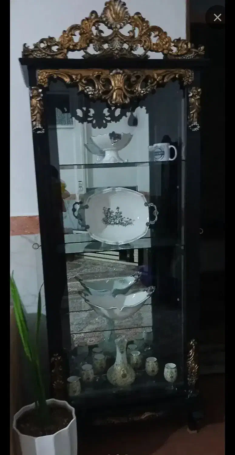 بوفه در حد نو|بوفه، ویترین، کنسول|کامیاران, |دیوار