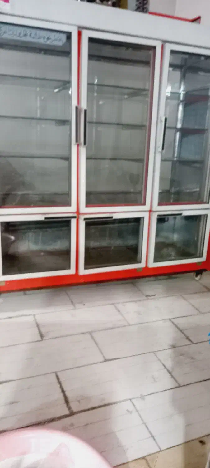 یخچال ویترینی شیش درب دوطرفه وترازوی دیجیتالی|فروشگاه و مغازه|خرمآباد, |دیوار