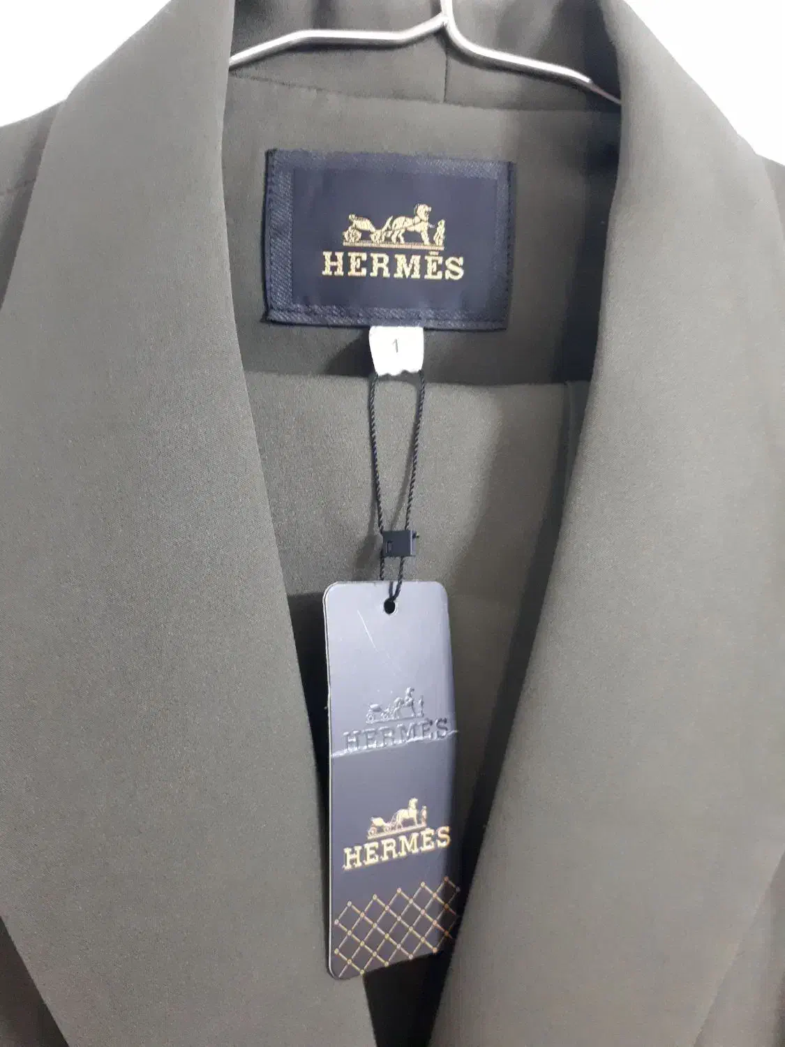 کت و شلوارزنانه نو رنگ زیتونی سایز ۴۴|لباس|الیگودرز, |دیوار