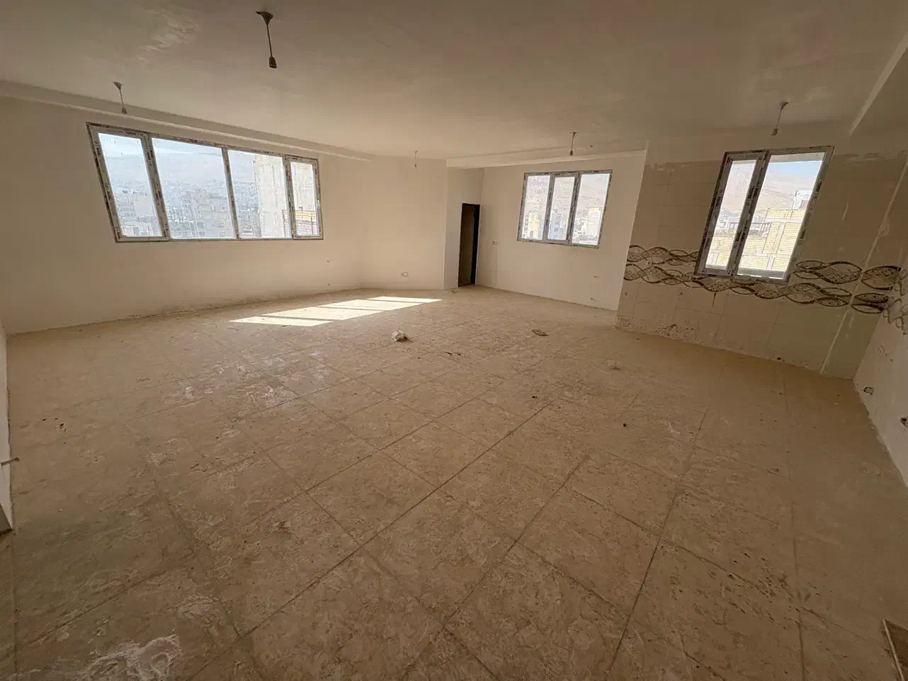 ۱۳۰ متر/ کوچه بهشت/ دونبش/ سه خوابه|فروش آپارتمان|دورود, |دیوار