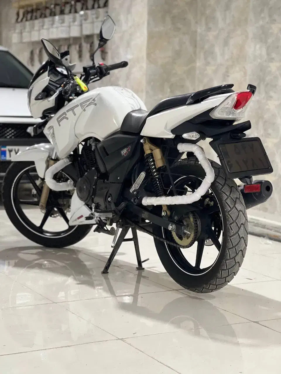 موتورآپاچی نیوفیس ۱۸۰|موتورسیکلت|ایلام, |دیوار