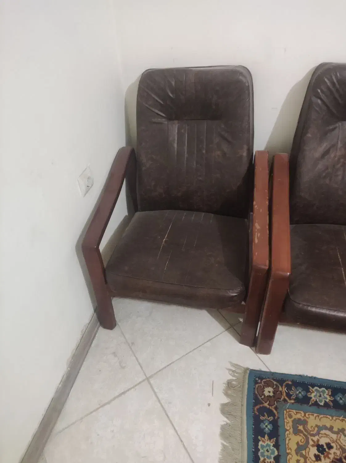 صندلی اداری|صندلی و نیمکت|گلبهار, شهر جدید گلبهار|دیوار