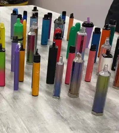 ویپ یکبار مصرف با کیفیت با مشاوره رایگان|زیورآلات و اکسسوری|رفسنجان, |دیوار