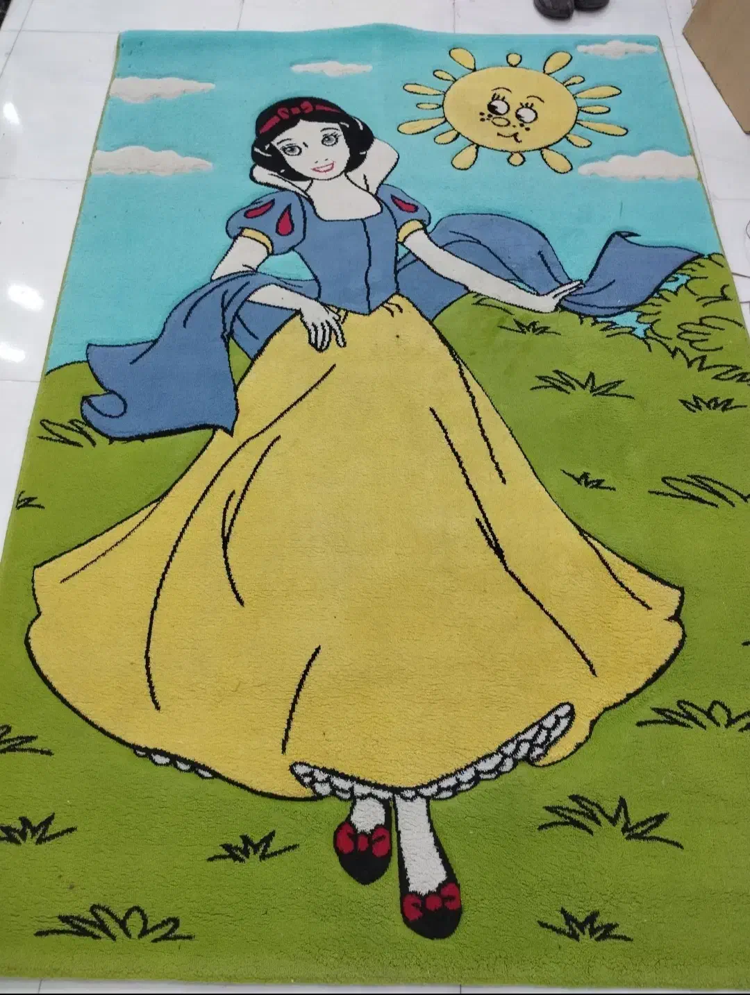 فرش اتاق کودک شسته شده|فرش|تهران, مسعودیه|دیوار