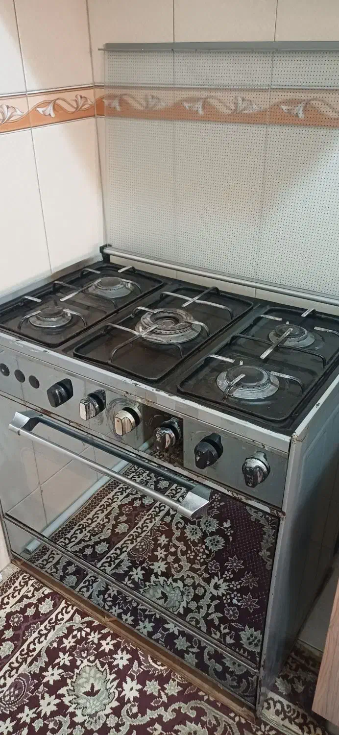 اجاق گاز ۵ شعله|اجاق گاز و لوازم برقی پختوپز|کاشان, لتحر|دیوار