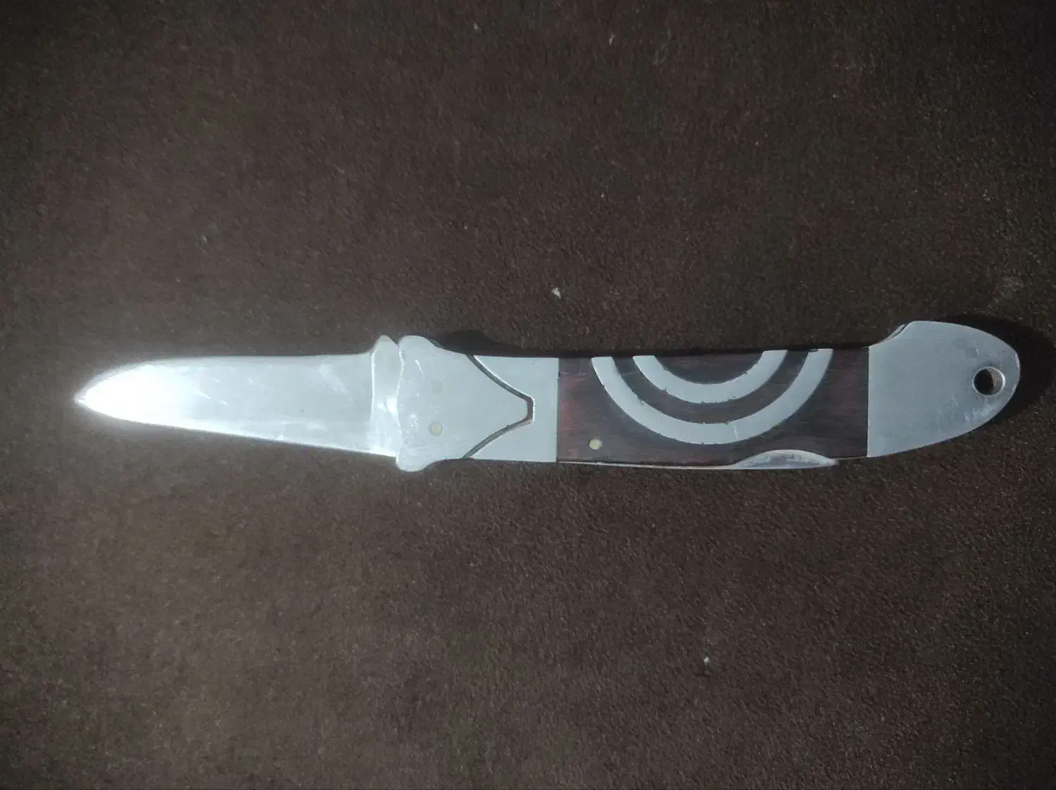 چاقو|کلکسیون اشیاء عتیقه|ارومیه, |دیوار