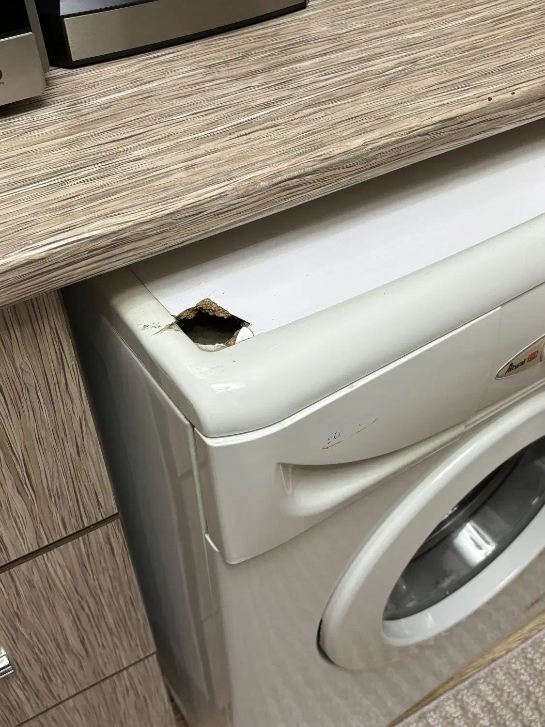 ماشین لباسشویی آبسال|ماشین لباسشویی و خشک‌کن لباس|شاهین‌شهر, اقبال لاهوری|دیوار