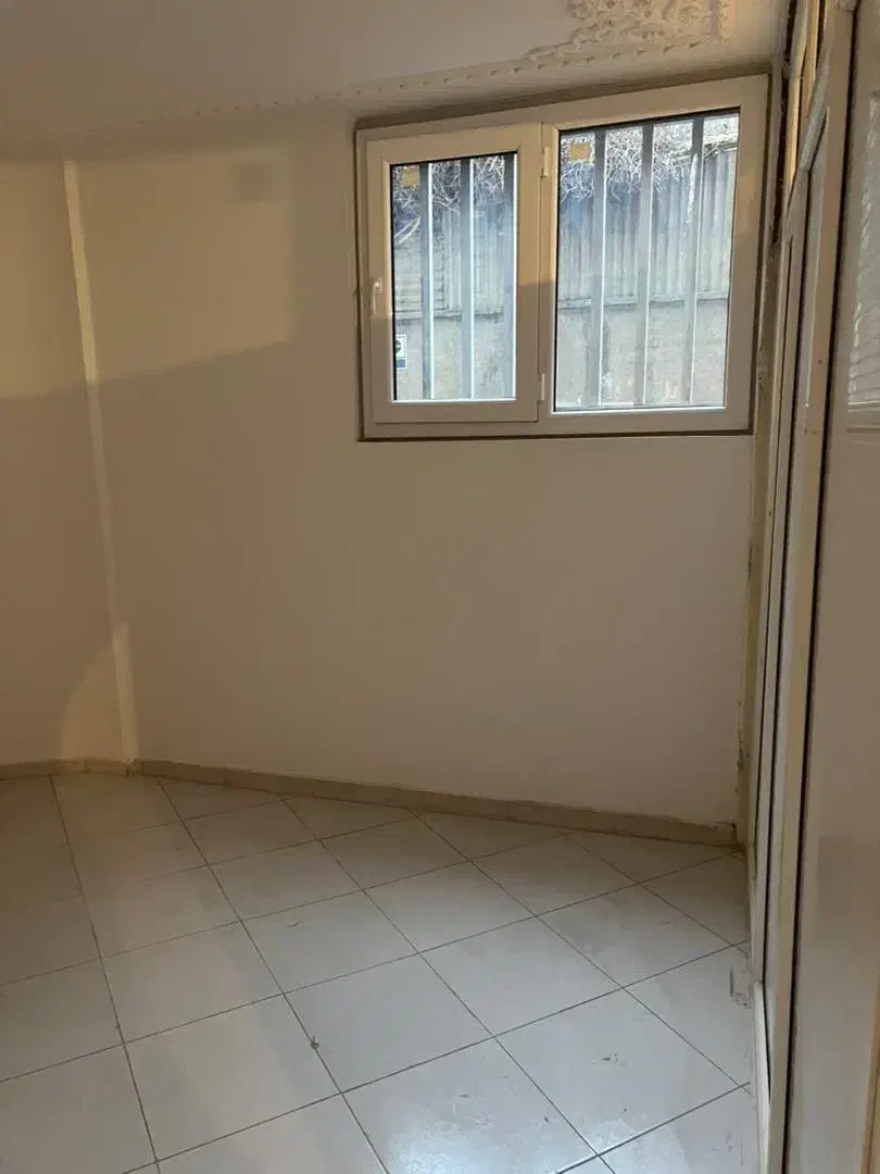 اجاره آپارتمان ۵۰ متری تک خواب تخلیه حیاط دار