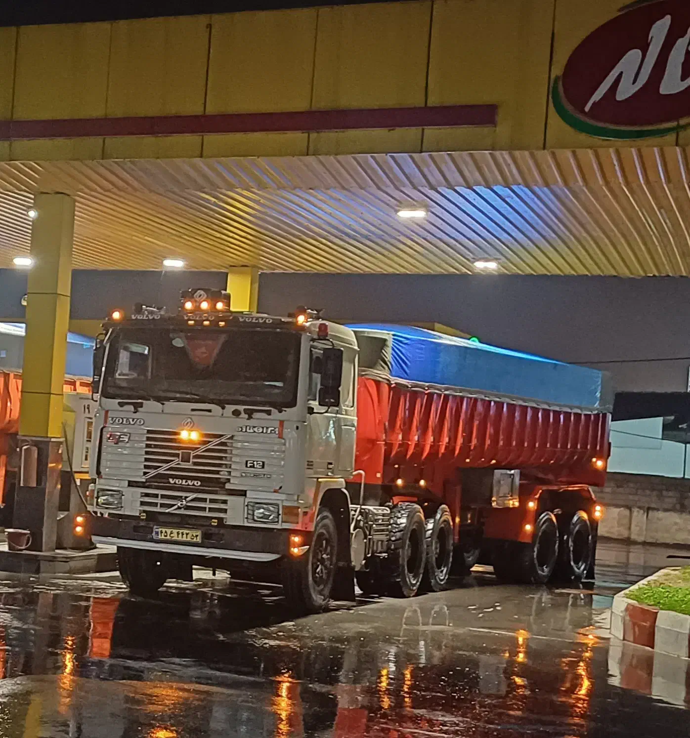 اف۱۲ مدل ۷۷|خودرو سنگین|مبارکه, |دیوار