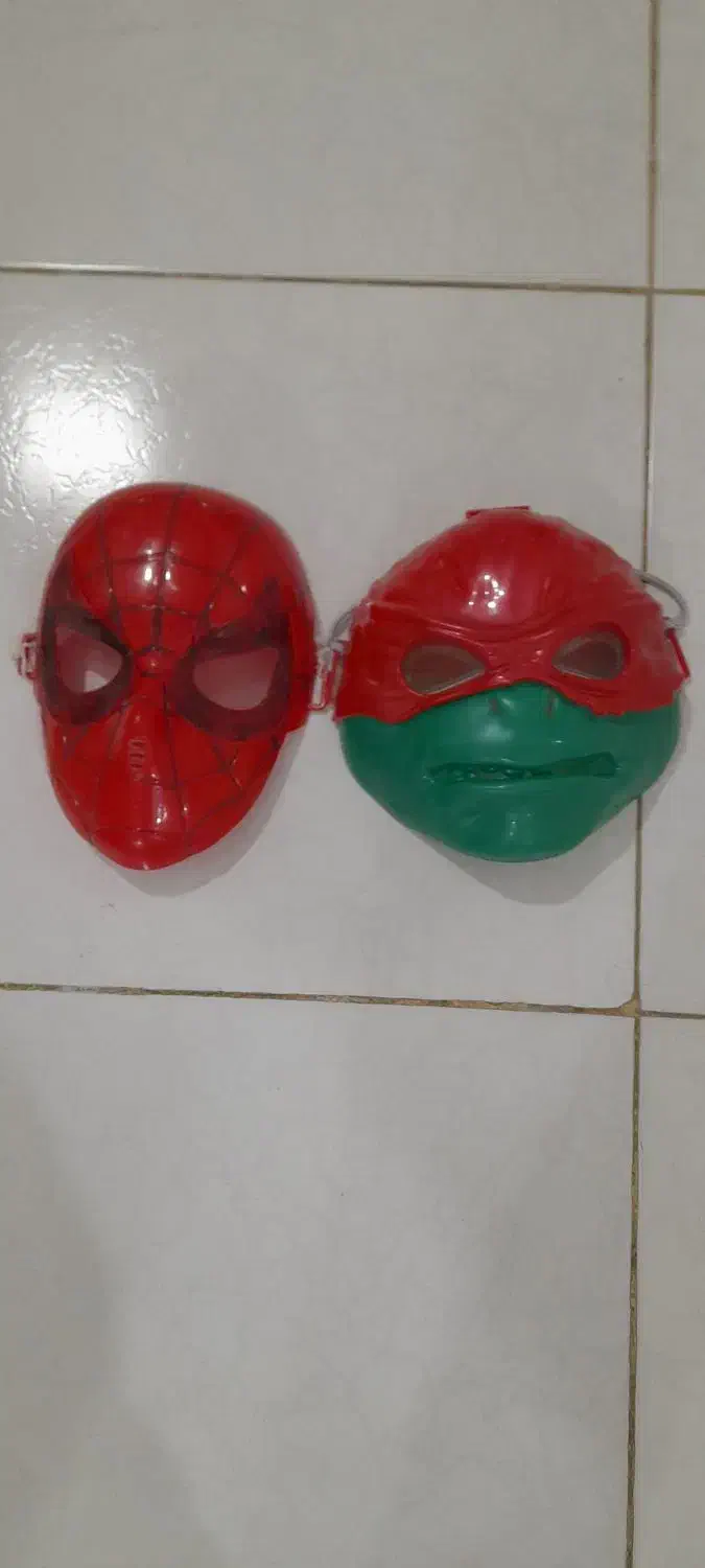 ماکس|اسباب‌‌بازی|دیواندره, |دیوار