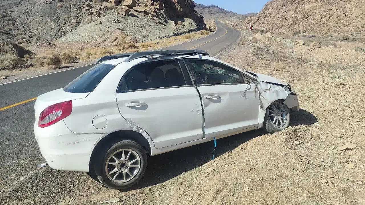 فروش ماشین تصادفی|خودرو سواری و وانت|بافق, |دیوار