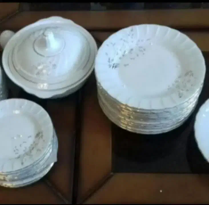 ظروف چینی|ظروف سرو و پذیرایی|اصفهان, احمدآباد|دیوار