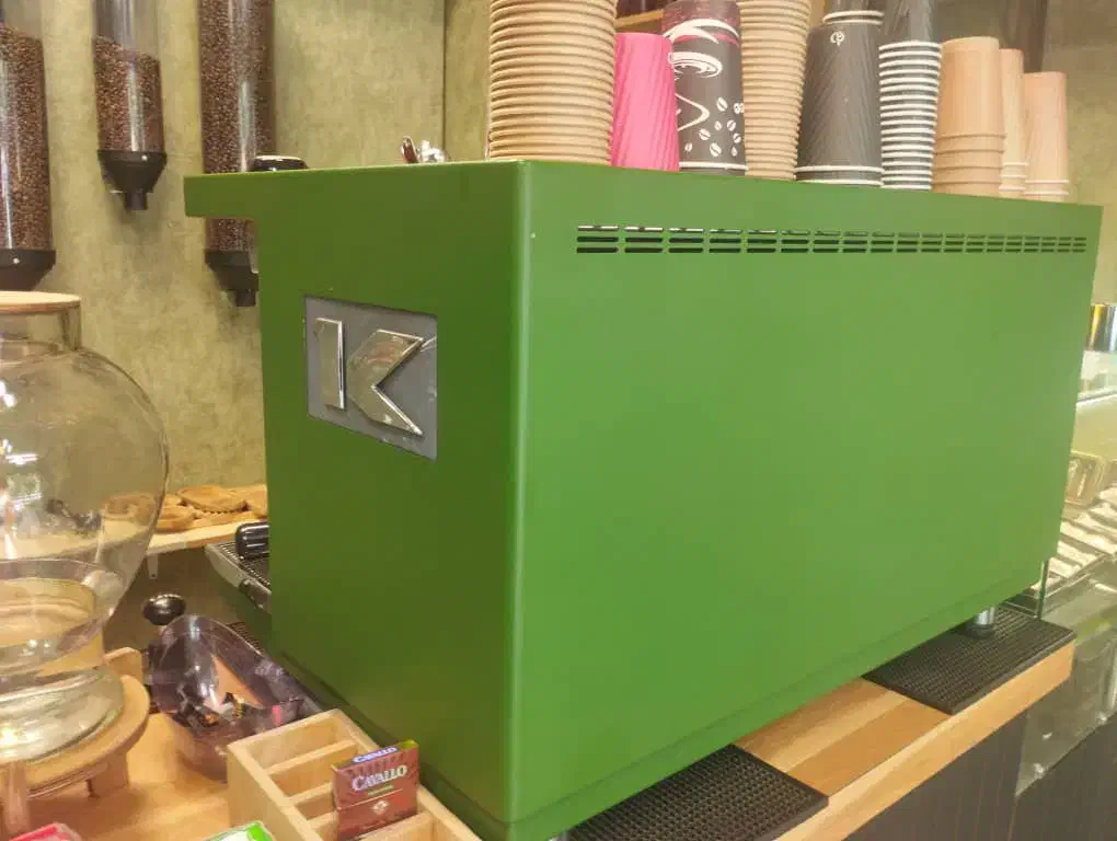 الکترا ۲ گروپ|کافی‌شاپ و رستوران|اصفهان, آبشار|دیوار