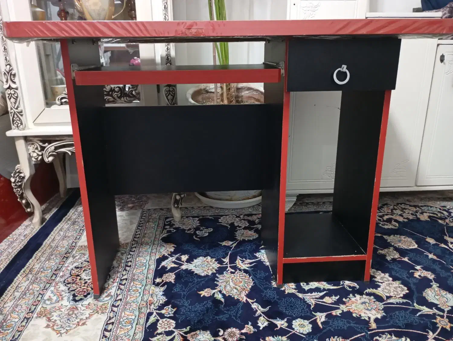 میز کامپیوتردرحدنو|میز تحریر و کامپیوتر|تربت‌حیدریه, بهشت عسکری|دیوار