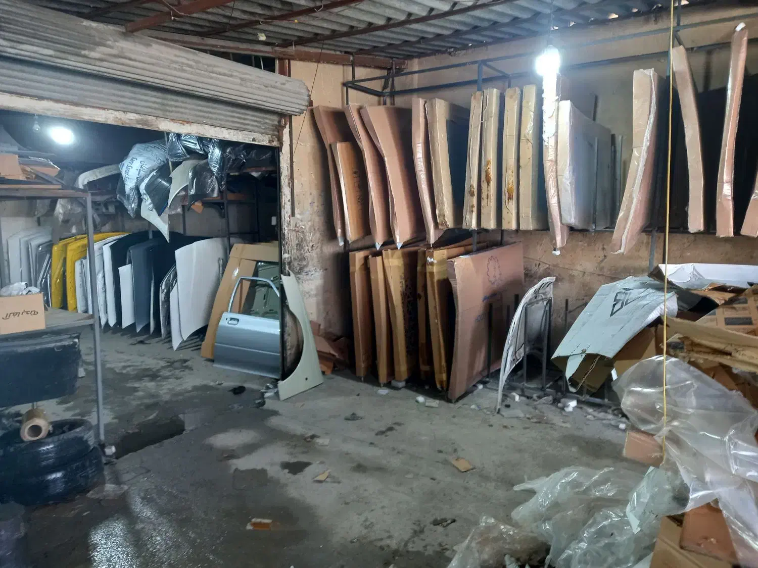 کاپوتX پراید۱۱۱صبا۱۳۳و۱۳۱وانتXگلگیرعقب وجلو|قطعات یدکی و لوازم جانبی|محمدشهر, محمدشهر|دیوار