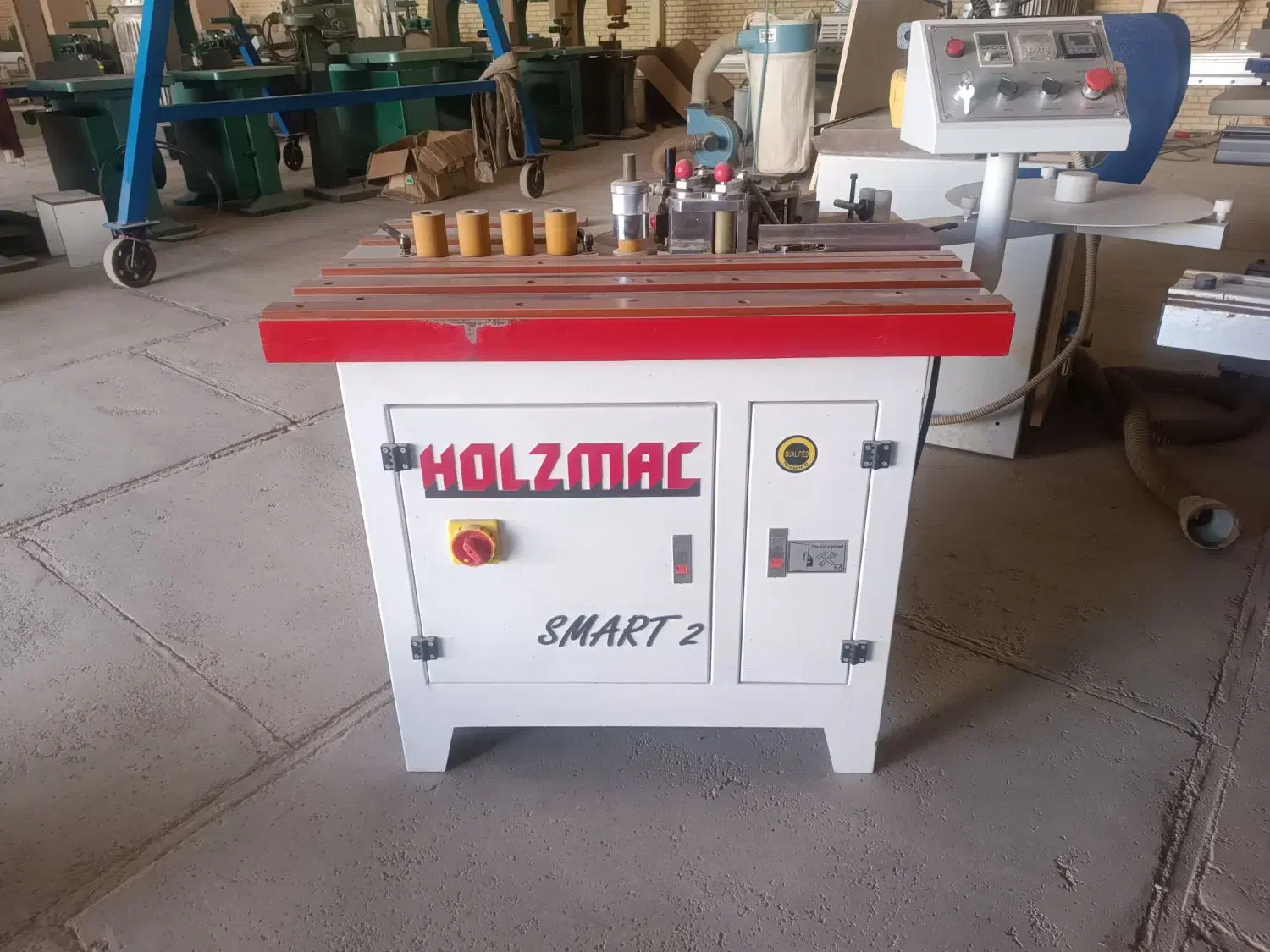 منحنی زن|ماشینآلات صنعتی|حمیدیا, |دیوار