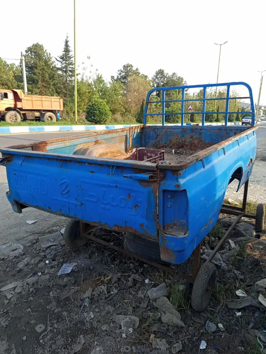 اتاق عقب نیسان|قطعات یدکی و لوازم جانبی|رشت, رودبارتان|دیوار