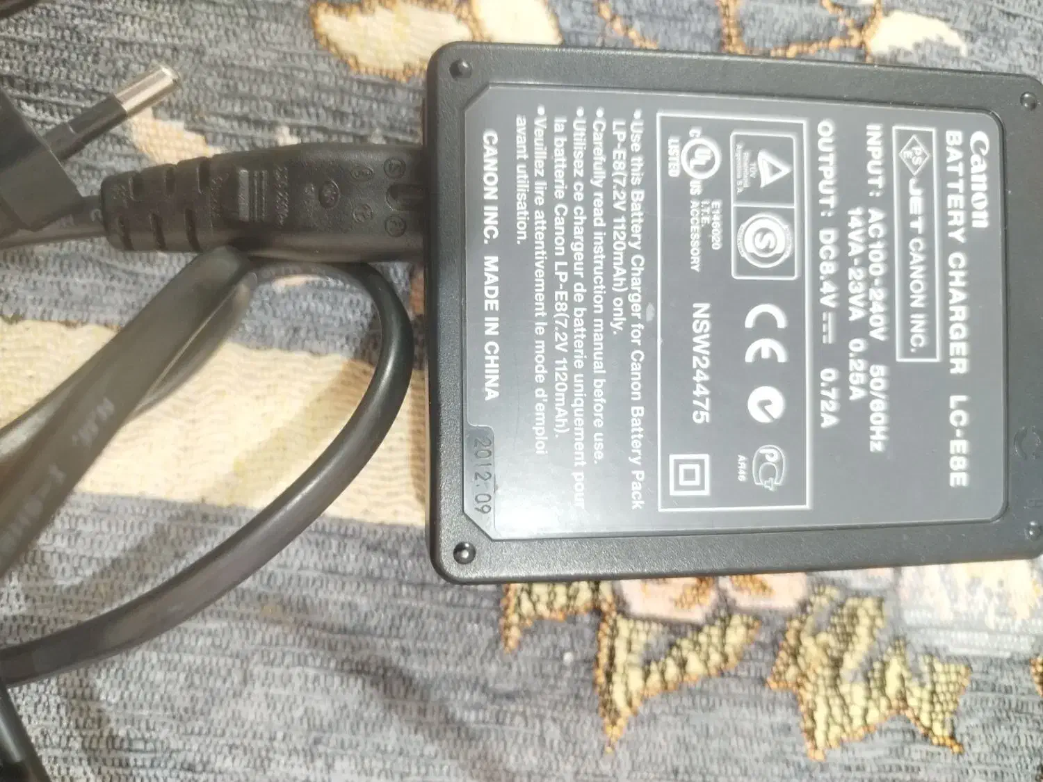 شارژر دوربین کنون|دوربین عکاسی و فیلمبرداری|قم, شهید رجایی|دیوار