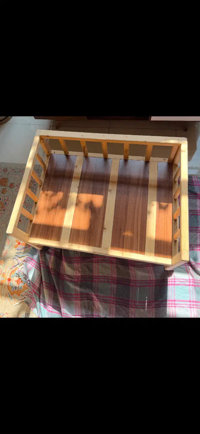 تخت کنار مادر|تخت و صندلی بچه|اصفهان, بوستان ناژوان|دیوار