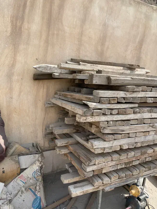 چهار تراش ۲۱۰ عدد ۱متری  ۱۰*۱۰ و۵*۱۰|مصالح و تجهیزات ساختمان|شهریار, شهرک بهاران (ویره)|دیوار