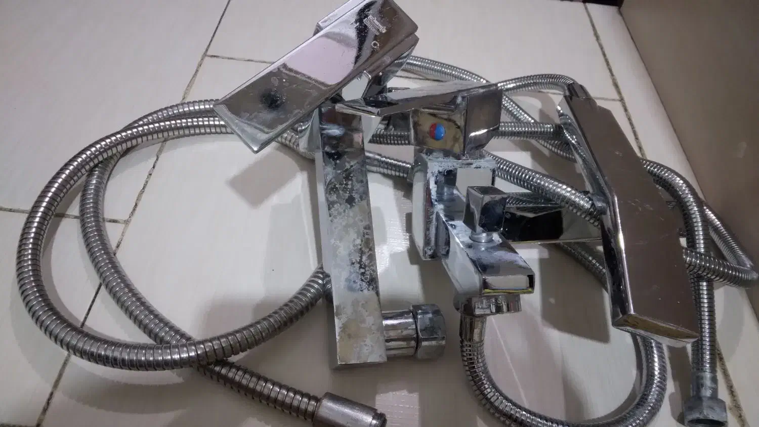 شیرآلات در حد نو|لوازم سرویس بهداشتی|تهران, زرکش|دیوار