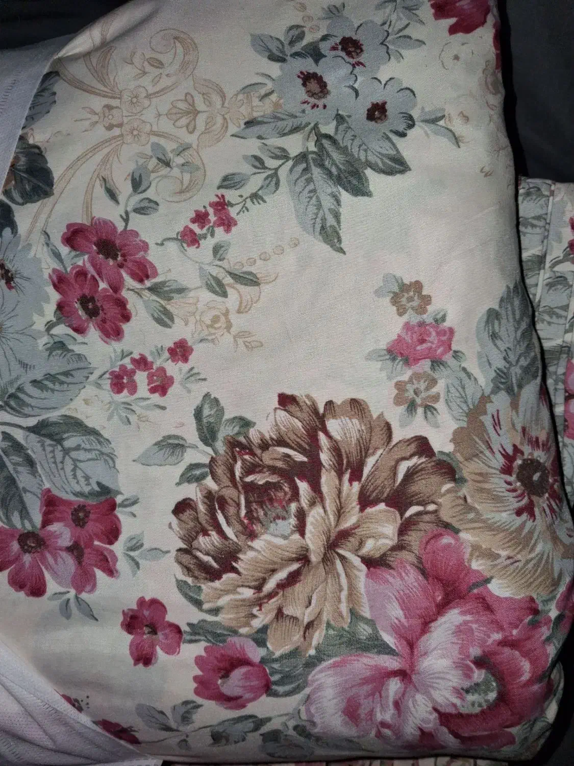 پارچه ملافه|رختخواب، بالش، پتو|سیرجان, |دیوار