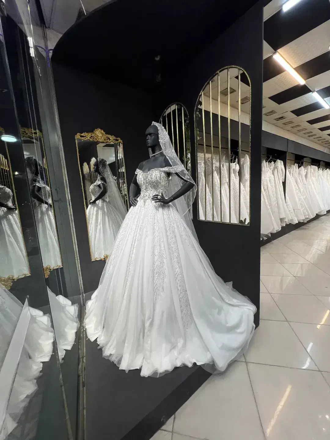 فروش لباس عروس|لباس|تهران, قیام|دیوار