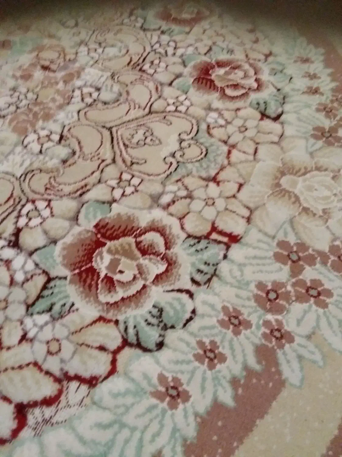 فرش قالیچه گرد گل برجسته|فرش|تهران, گرگان|دیوار