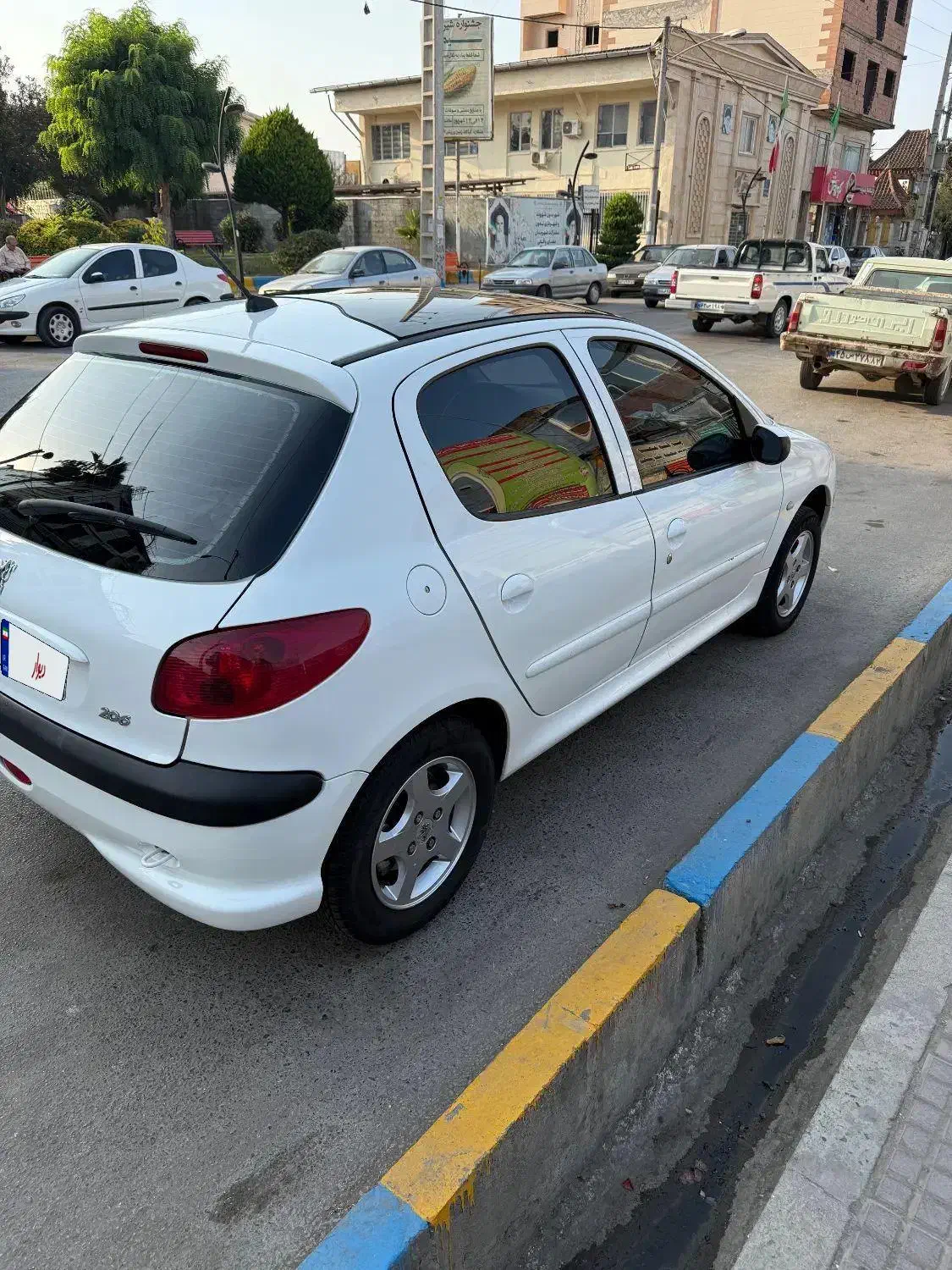 206 سقف شیشه ای مدل 1402 کم کار|خودرو سواری و وانت|قائمشهر, |دیوار