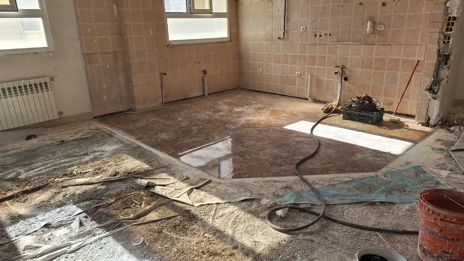 اجرای کلیه کارهای ساختمان تعغیرات تعمیرات  تزئینات|خدمات پیشه و مهارت|خرمدره, |دیوار