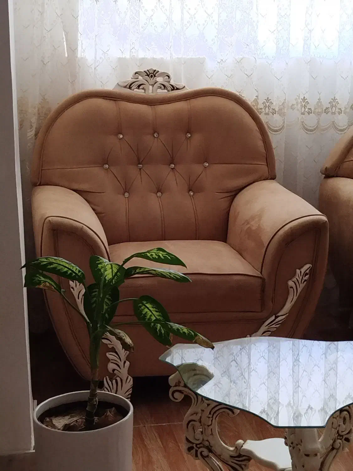 مبلمان|مبلمان خانگی و میز عسلی|صوفیان, |دیوار