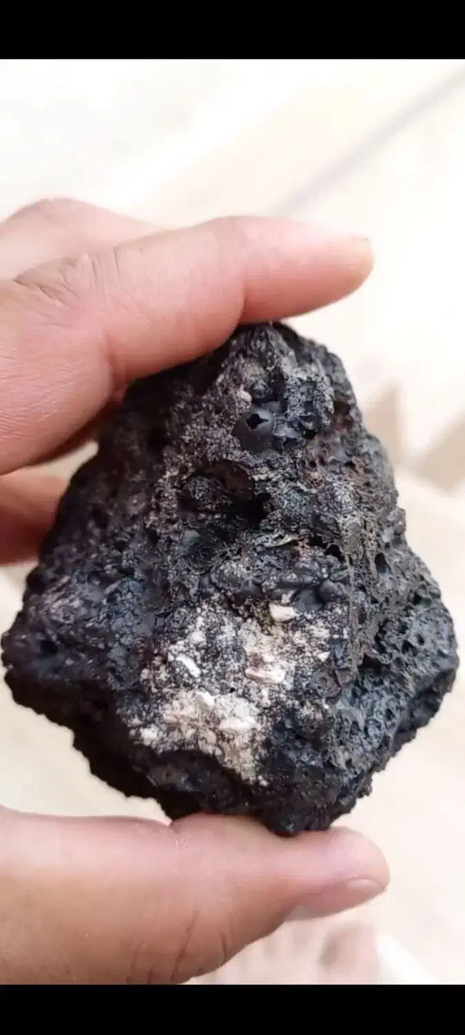 شهاب سنگ اصل|کلکسیون اشیاء عتیقه|گرگان, |دیوار