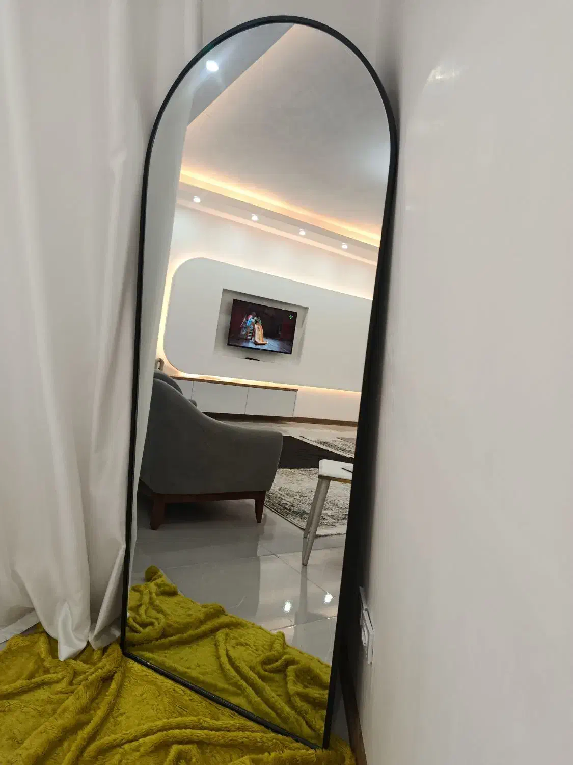 آینه قدی|آینه|چهارباغ, |دیوار