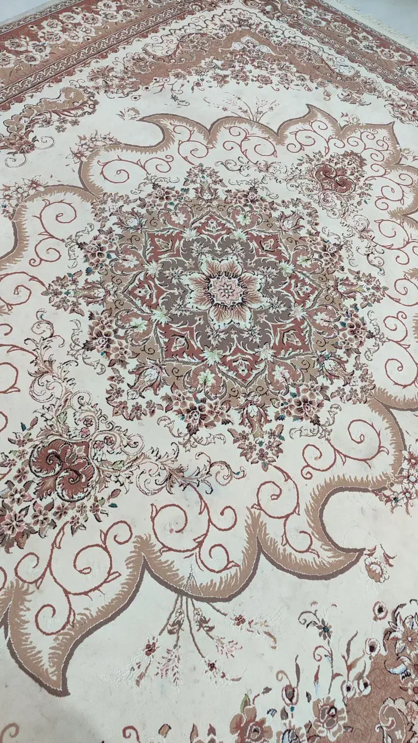 فرش۱۲متری سالم وکاملاطرح برجسته|فرش|اهواز, پردیس دو|دیوار