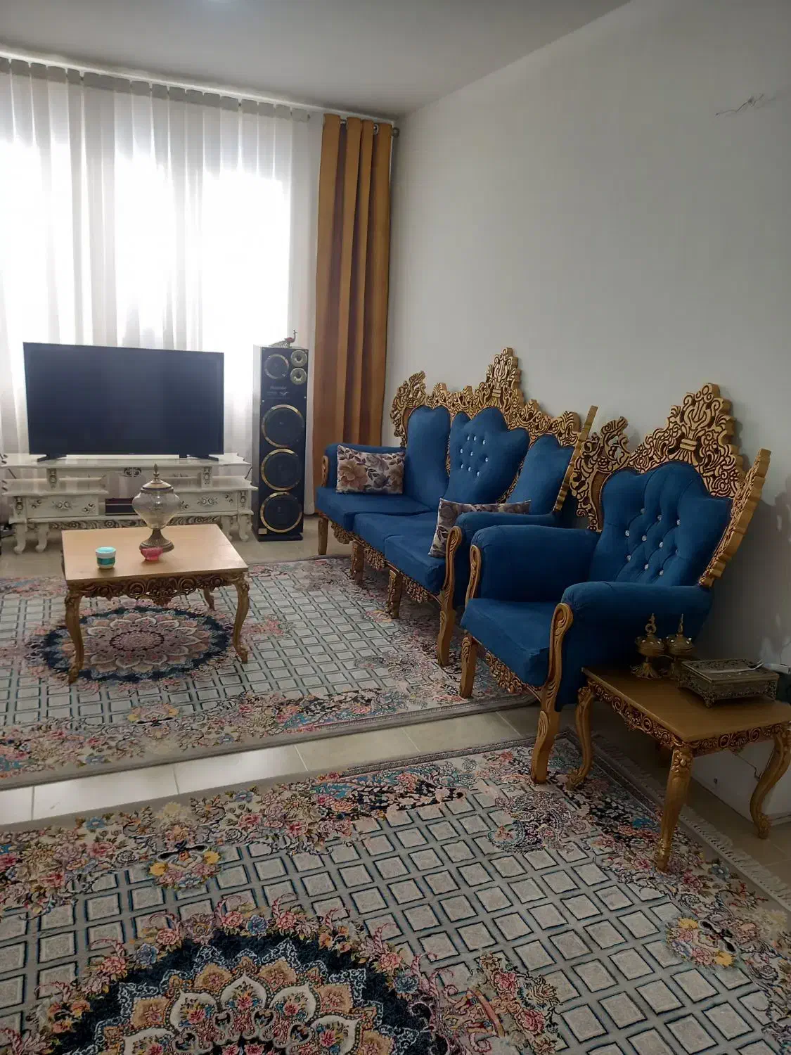 میز ناهار خوری مبل و باند دیجی|مبلمان خانگی و میز عسلی|آبیک, |دیوار