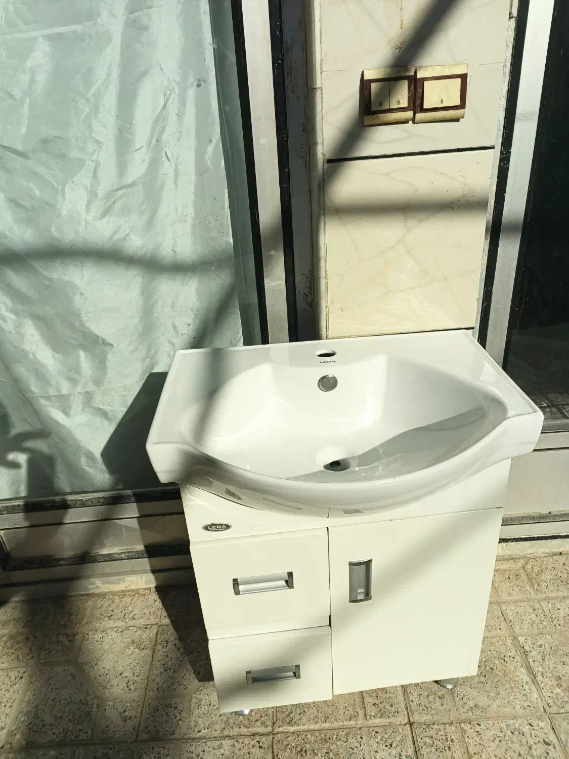 روشویی کمدی|لوازم سرویس بهداشتی|نجفآباد, کهریزسنگ|دیوار