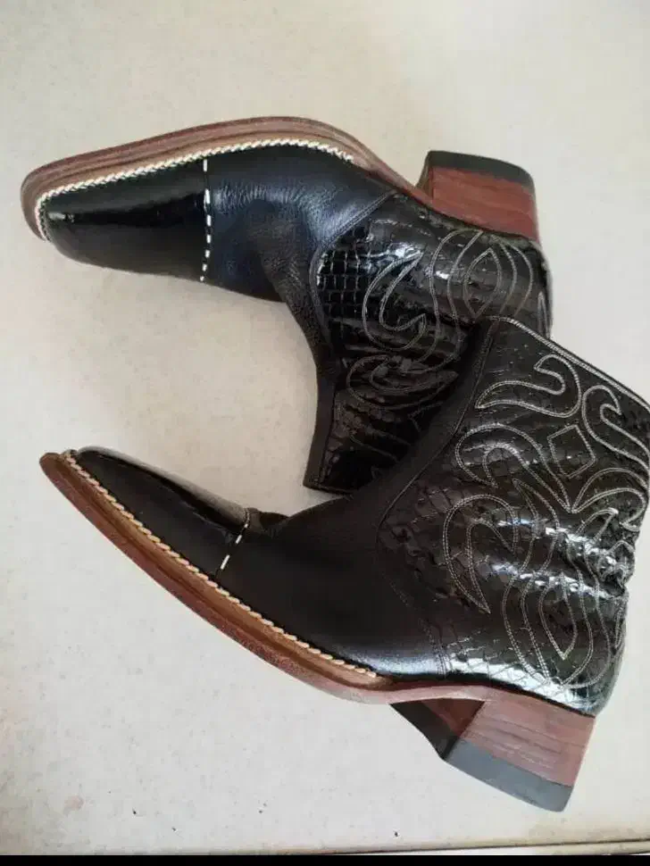 پوتین مردانه تمام چرم تبریز|کیف، کفش، کمربند|رشت, یخسازی|دیوار