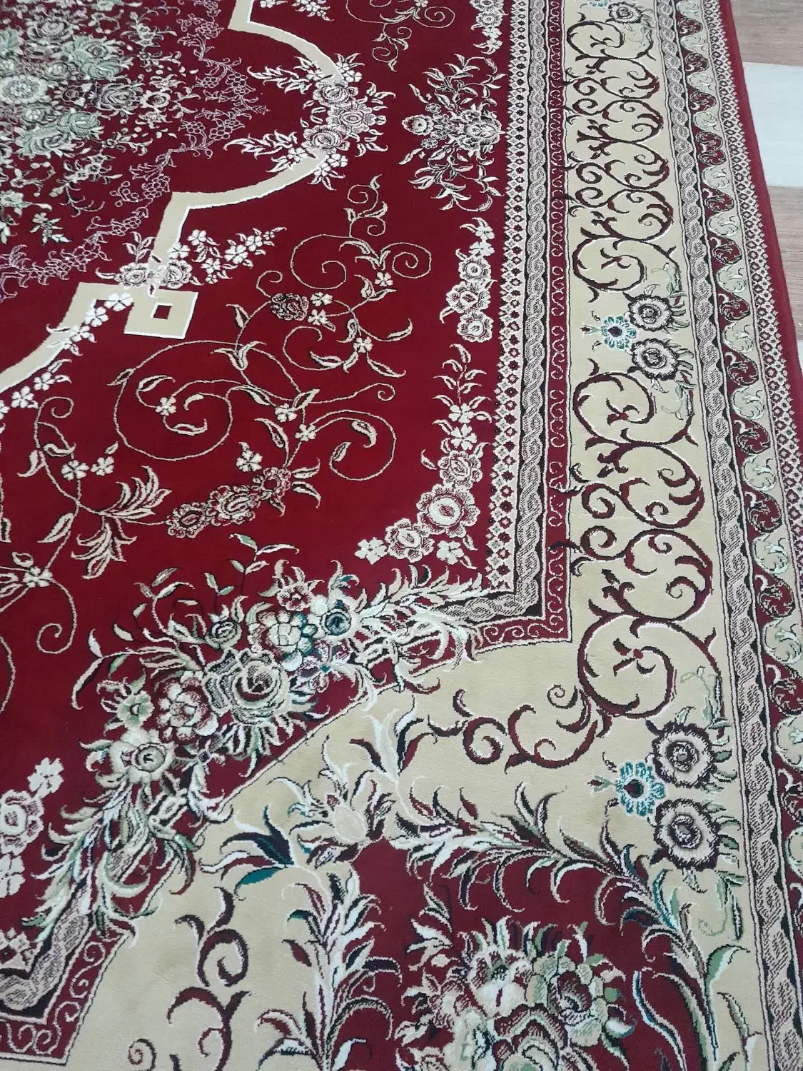 سه عدد فرش لاکی|فرش|ملایر, |دیوار