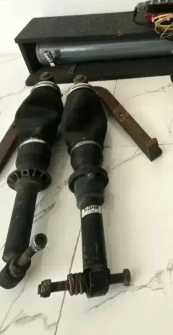 پنوماتیک تخته سه بعدی تیبا ساب آمپ میدرنج|قطعات یدکی و لوازم جانبی|بیرجند, |دیوار