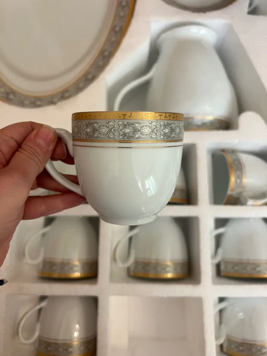 سرویس چینی نو در جعبه ۱۸ نفره|ظروف سرو و پذیرایی|تهران, محمودیه|دیوار